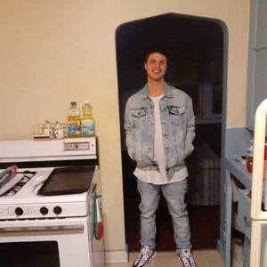 Meet your Posher, Caleb